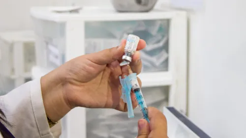 
          Imagem ilustrativa da imagem Pernambuco se prepara para o Dia D de vacinação
          