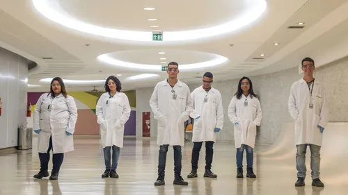 
          Imagem ilustrativa da imagem Petrobras abre mais de 700 vagas para o programa Jovem Aprendiz
          