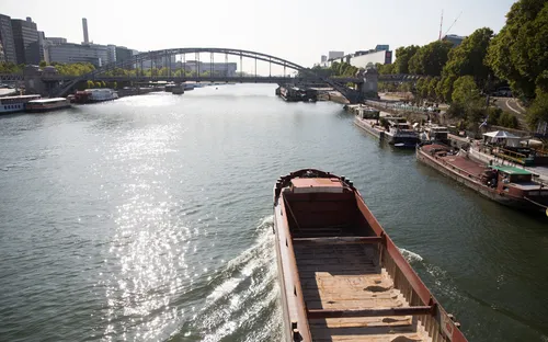 
          Imagem ilustrativa da imagem Polícia encontra 4 corpos no rio Sena e prende suposto serial killer homofóbico
          
