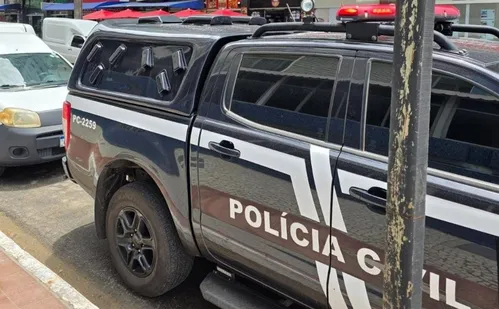 
          Imagem ilustrativa da imagem Polícia flagra furto de energia em restaurante na Praia do Morro, em Guarapari
          