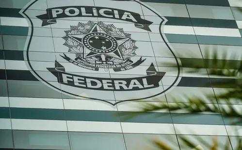 
          Imagem ilustrativa da imagem Polícia investiga origem de contaminação em bebidas
          