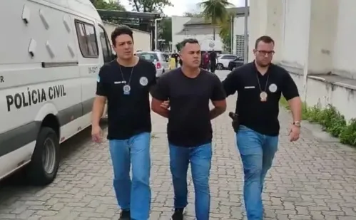 
          Imagem ilustrativa da imagem Policial é preso por atirar em entregador do iFood no Rio de Janeiro
          