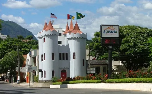 
          Imagem ilustrativa da imagem Prefeituras do ES têm 212 vagas abertas, com salários que chegam a R$ 11.953
          