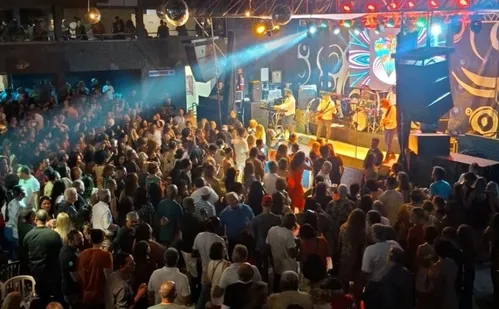 
          Imagem ilustrativa da imagem Projeto Som de Barzinho estreia em outubro no Clube Arci com música e nostalgia
          