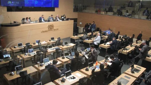 
          Imagem ilustrativa da imagem Projeto de CNH gratuita no Recife pode abrir portas para quem busca emprego
          