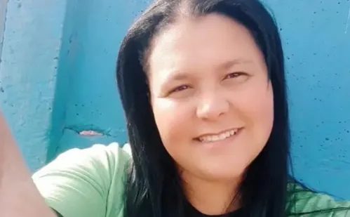 
          Imagem ilustrativa da imagem Quem é a mulher que morreu em MG após comer planta tóxica que parece couve
          