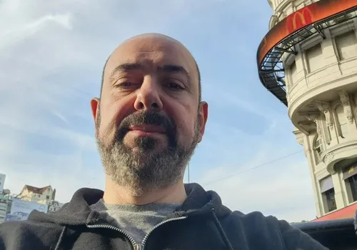 
          Imagem ilustrativa da imagem Quem era o turista argentino encontrado morto no Rio de Janeiro
          