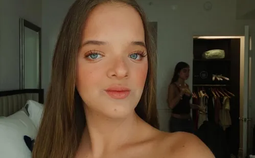 
          Imagem ilustrativa da imagem Rafa Justus planeja faculdade fora do Brasil e diz estar solteira
          