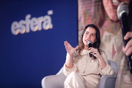 
          Imagem ilustrativa da imagem Raquel Lyra mostra ações do governo diante do tarifaço de Trump
          