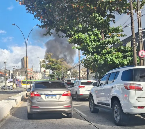 
          Imagem ilustrativa da imagem Recife poderá ter mais um dia de protestos nesta quarta-feira (20)
          