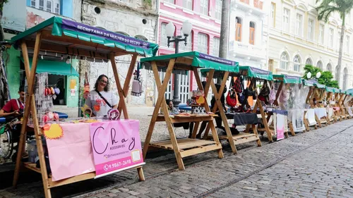 
          Imagem ilustrativa da imagem Recife realizará feira de empreendedorismo feminino e projeto CineDelas. Confira:
          
