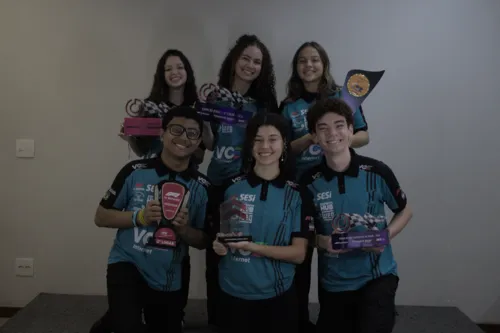 
          Imagem ilustrativa da imagem Referência em educação tecnológica
          