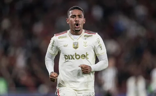 
          Imagem ilustrativa da imagem Reforço mais caro do Flamengo encanta e fica a centímetros da estreia perfeita
          