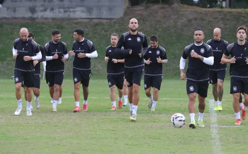 
          Imagem ilustrativa da imagem Rio Branco encara a Inter de Limeira em mais um passo rumo à Série C
          
