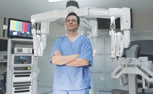 
          Imagem ilustrativa da imagem SUS terá cirurgia robótica para tratar câncer de próstata
          