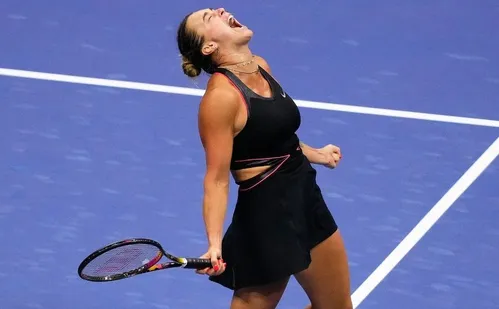 
          Imagem ilustrativa da imagem Sabalenka ganha reedição da final de 2024 e defenderá título do US Open
          