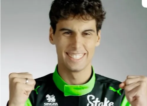 
          Imagem ilustrativa da imagem Sauber elogia Bortoleto na F1: ‘Será a futura estrela que esperávamos’
          