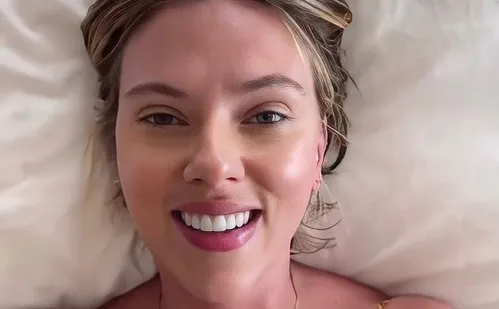 
          Imagem ilustrativa da imagem Scarlett Johansson pode ser vilã em live-action de 'Enrolados'
          