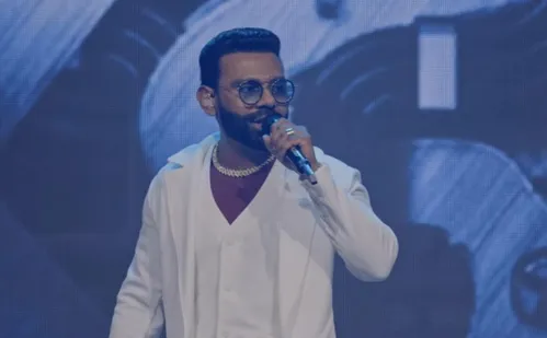 
          Imagem ilustrativa da imagem Show com o Rei da Sofrência neste sábado
          