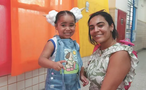 
          Imagem ilustrativa da imagem Show de criatividade com o “dia do cabelo maluco” em escolas da Grande Vitória
          