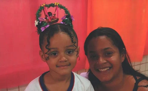 
          Imagem ilustrativa da imagem Show de criatividade com o “dia do cabelo maluco” em escolas da Grande Vitória
          