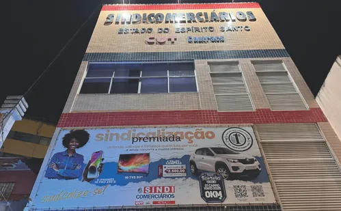 
          Imagem ilustrativa da imagem Sindicatos preparam prêmios aos filiados após perder renda. Entenda
          