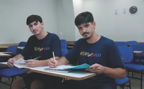 
          Imagem ilustrativa da imagem Sisu vai aceitar notas antigas do Enem para seleção
          