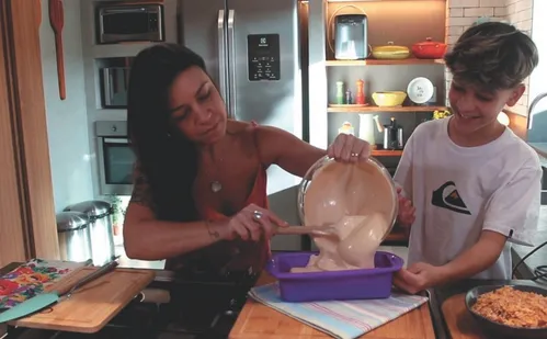 
          Imagem ilustrativa da imagem Sorvete de doce de leite para fazer com a criançada
          