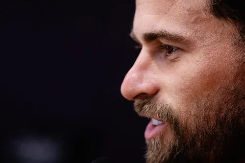 
          Imagem ilustrativa da imagem Sport busca primeira vitória na Série A contra Grêmio em Porto Alegre
          