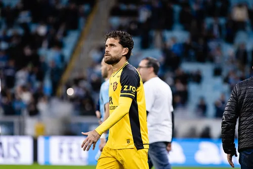 
          Imagem ilustrativa da imagem Sport divulga cronograma e preços de ingressos para duelo contra São Paulo na Ilha
          