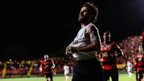 
          Imagem ilustrativa da imagem Sport perde mais uma na Ilha e Vasco sai da zona de rebaixamento
          