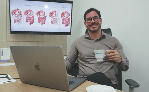 
          Imagem ilustrativa da imagem “Susto” com a saúde faz médicos mudarem de vida
          