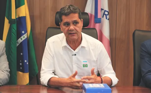 
          Imagem ilustrativa da imagem Tarifaço de Trump: Ricardo Ferraço faz elogio a medidas do governo federal
          