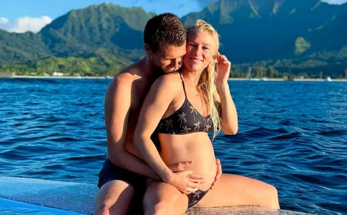 
          Imagem ilustrativa da imagem Tatiana Weston-Webb anuncia gravidez de uma menina: ‘Ser mãe sempre foi um sonho’
          