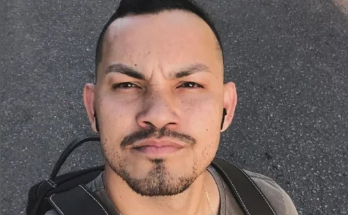 
          Imagem ilustrativa da imagem Técnico de enfermagem é condenado por estuprar pacientes sedados e filmar crimes
          