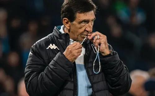 
          Imagem ilustrativa da imagem Técnico do Racing crava virada sobre o Flamengo e vaga na final: 'Nós vamos a Lima'
          