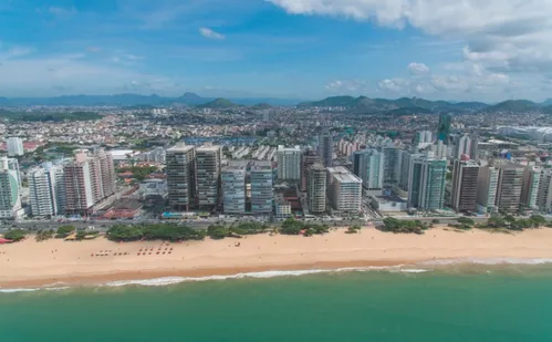 
          Imagem ilustrativa da imagem Tendas e cadeiras vão ter de ser retiradas das praias de Vila Velha
          