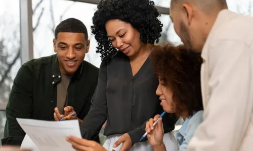 
          Imagem ilustrativa da imagem Trainee da Yduqs, reconhecido pela ONU, abre vagas exclusivas para pessoas negras
          