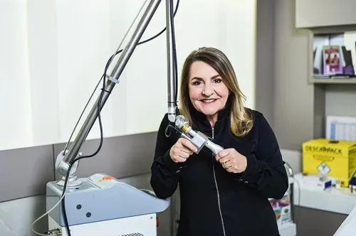 
          Imagem ilustrativa da imagem Tratamentos de pele com mais conforto e resultados naturais
          