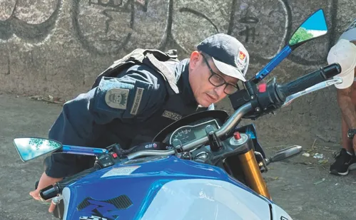 
          Imagem ilustrativa da imagem 3 mil motociclistas multados este ano no ES
          