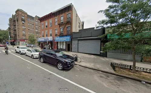 
          Imagem ilustrativa da imagem Três pessoas morrem em tiroteio em clube noturno de Nova York, em site
          