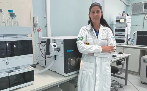 
          Imagem ilustrativa da imagem Uísques falsos são apreendidos e especialistas fazem alerta
          