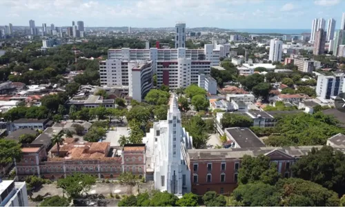 
          Imagem ilustrativa da imagem Unicap lança processo seletivo para concessão de 527 bolsas de estudo em 24 cursos
          