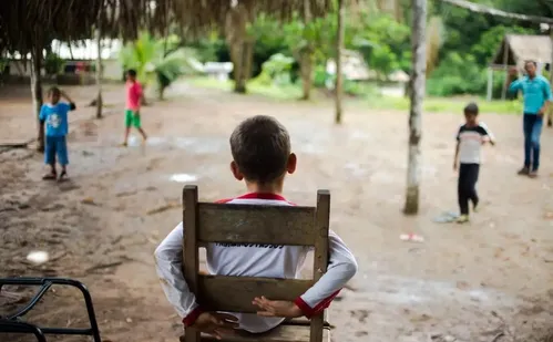 
          Imagem ilustrativa da imagem Unicef alerta para violência contra crianças e jovens na Amazônia
          