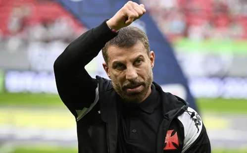 
          Imagem ilustrativa da imagem Vasco: polícia investiga denúncia de plano para sequestrar presidente Pedrinho
          