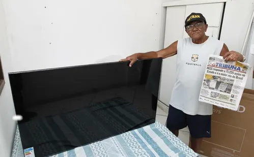 
          Imagem ilustrativa da imagem Vencedores da Promoção "Festival de Prêmios Eletrônicos" de A Tribuna comemoram
          