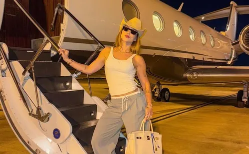 
          Imagem ilustrativa da imagem Virgínia vai para Madrid pela terceira vez em um mês
          