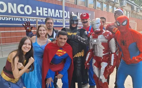 
          Imagem ilustrativa da imagem Voluntários levam escuta, cuidado e esperança a hospitais do ES
          