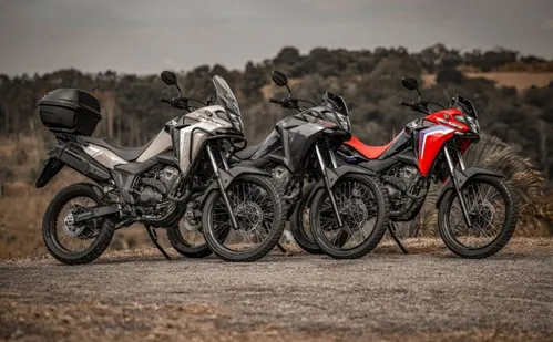 
          Imagem ilustrativa da imagem XRE 300 Sahara 2026 estreia novidades visuais
          