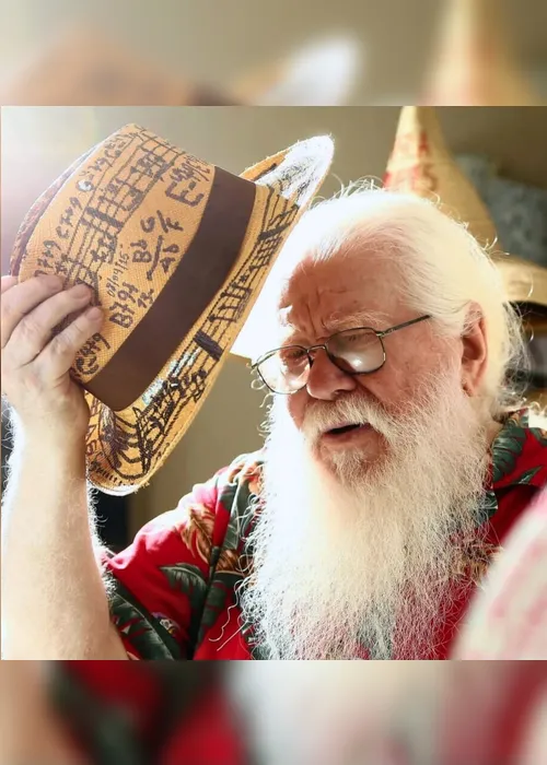 Imagem ilustrativa da imagem Hermeto Pascoal, o multi-instrumentista, morre aos 89 anos